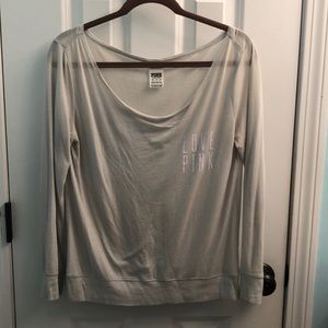 scoop neck long sleeve